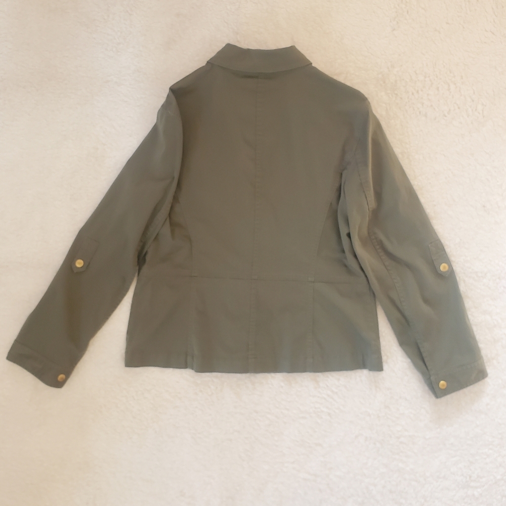 JONES NEW YORK Women's Army Green Jacket with Snap Buttons. Size Large. - Picture 2 of 6